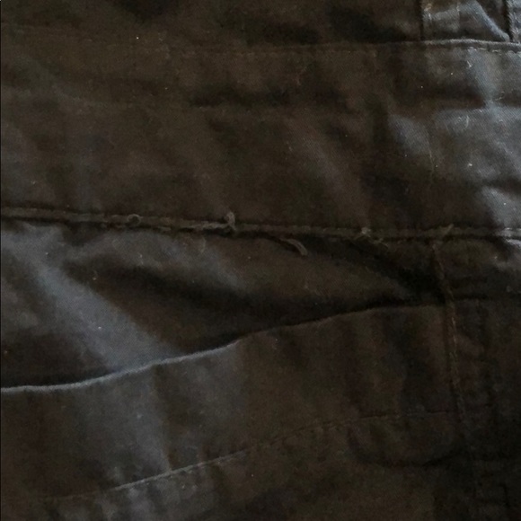 Black jacket, grey hood & zipper - Picture 4 of 4